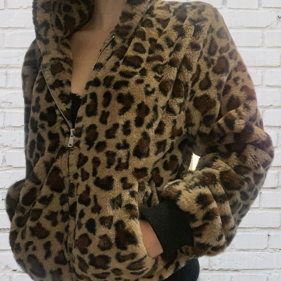 animal print jacket - Picture 2 of 7